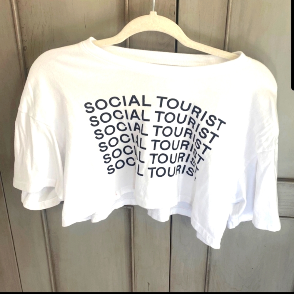 White Social Tourist Hollister crop top